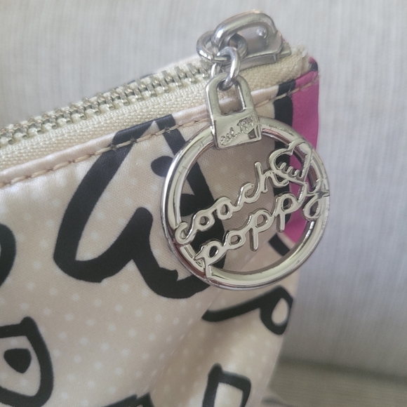 Coach Poppy Graffiti Floral Art Bag 16306 - Picture 11 of 11